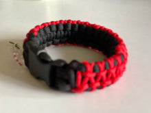 Load image into Gallery viewer, The Drummer - Paracord Bracelet