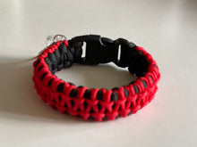 Load image into Gallery viewer, The Drummer - Paracord Bracelet
